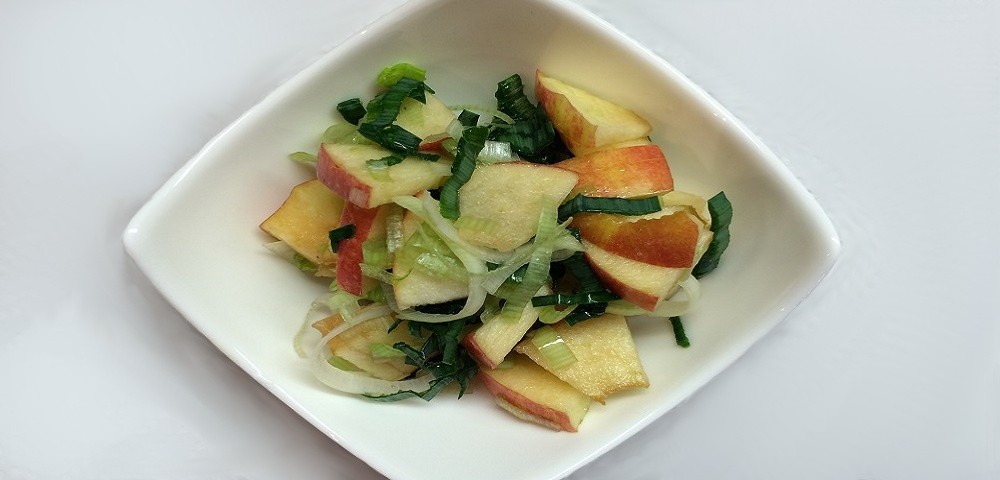 Rezept des Monats – Apfel-Lauch-Salat | Aroma Obst GmbH